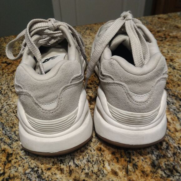 EUC New Balance 57/40 Timberwolf Leopard Gray Sneakers W5740APB Women's US 8 B - Picture 9 of 11